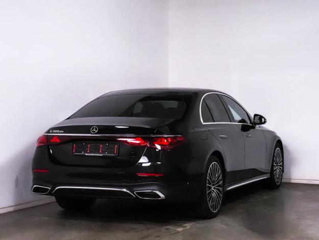 MERCEDES-BENZ E-Klasse E 300 de