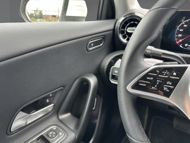 MERCEDES-BENZ A 180 Berline Facelift  