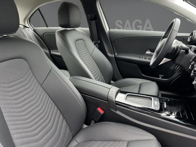 MERCEDES-BENZ A 180 Berline Facelift  