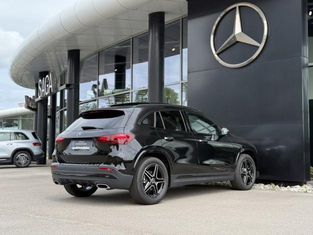 MERCEDES-BENZ GLA 200 d AMG Line  GLA 200 d AMG Line