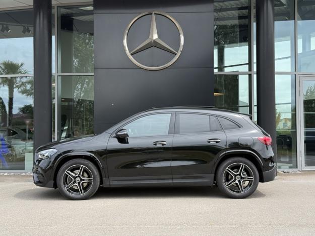 MERCEDES-BENZ GLA 200 d AMG Line  GLA 200 d AMG Line