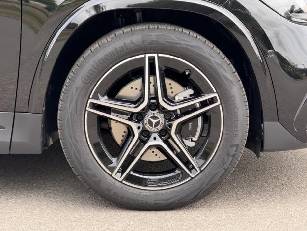 MERCEDES-BENZ GLA 200 d AMG Line  GLA 200 d AMG Line