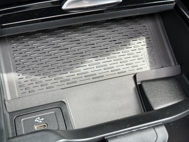 MERCEDES-BENZ GLA 200 d AMG Line  GLA 200 d AMG Line