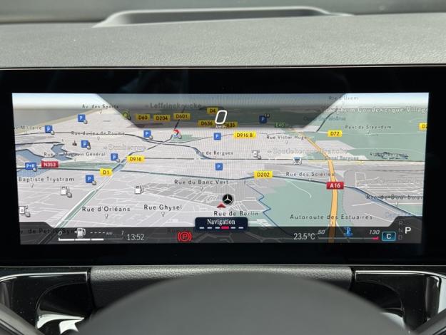 MERCEDES-BENZ GLA 200 d AMG Line  GLA 200 d AMG Line