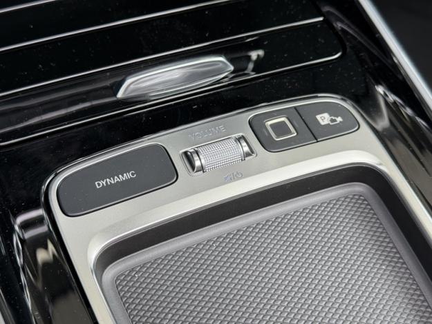 MERCEDES-BENZ GLA 200 d AMG Line  GLA 200 d AMG Line