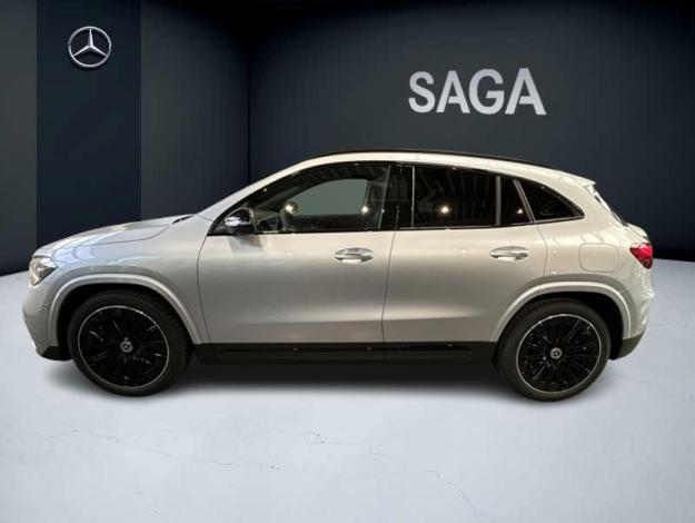 MERCEDES-BENZ GLA 180 star edition  