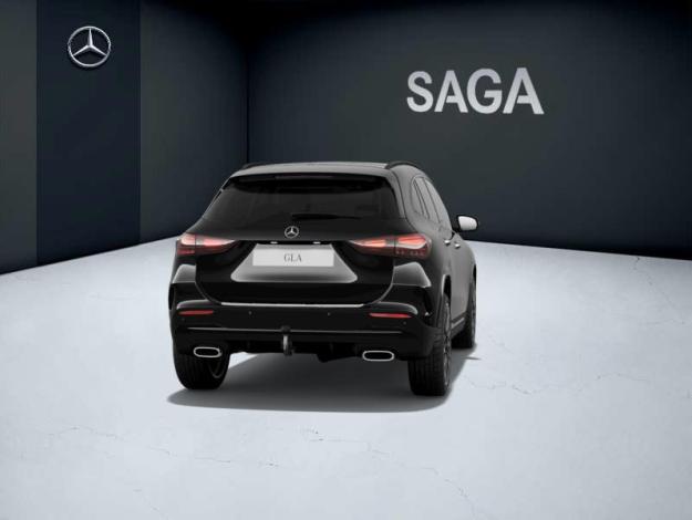 MERCEDES-BENZ GLA 180 star edition  