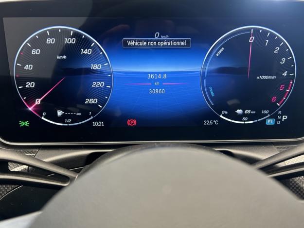 MERCEDES-BENZ C 300 de Berline AMG Line Toit Ouvrant  