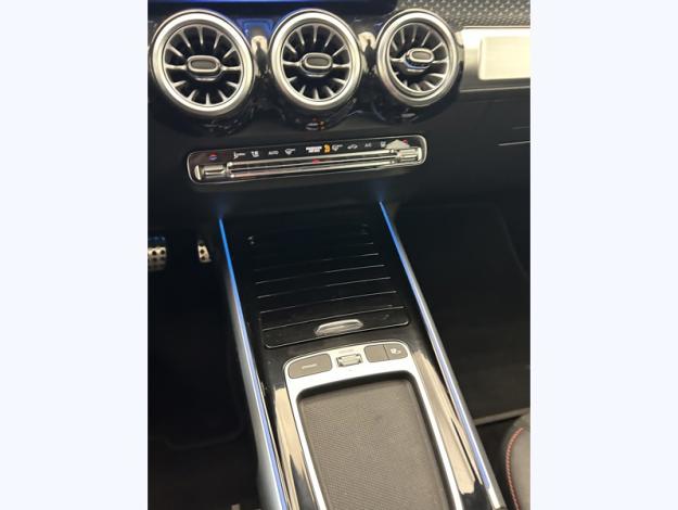 MERCEDES-BENZ EQB 250 + AMG Line 7 places  