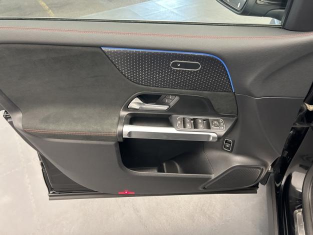 MERCEDES-BENZ EQB 250 + AMG Line 7 places  