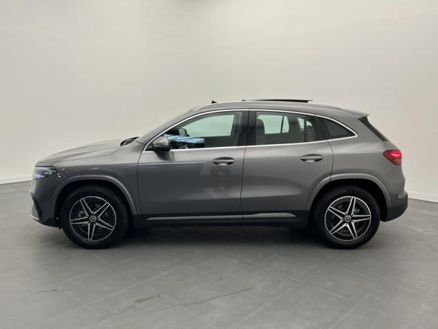 MERCEDES-BENZ EQA 250 + AMG Line Toit Panoramique  