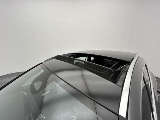 MERCEDES-BENZ EQA 250 + AMG Line Toit Panoramique  