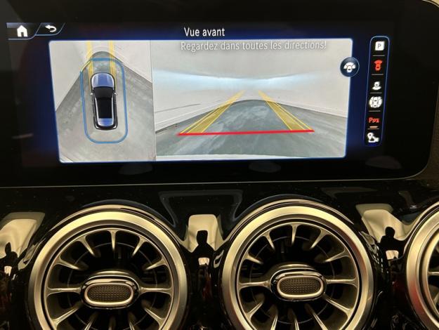 MERCEDES-BENZ EQA 250 + AMG Line Toit Panoramique  