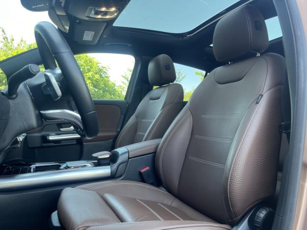 MERCEDES-BENZ GLA 250 e AMG Line  