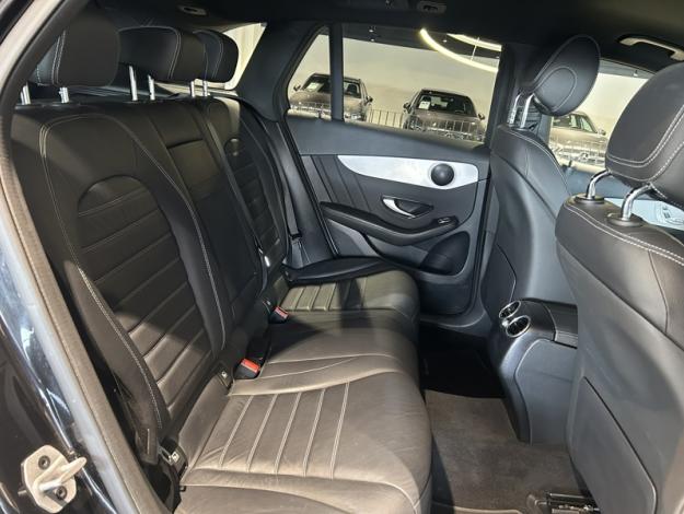 MERCEDES-BENZ GLC SUV GLC 300e 4MATIC SUV AMG Line  
