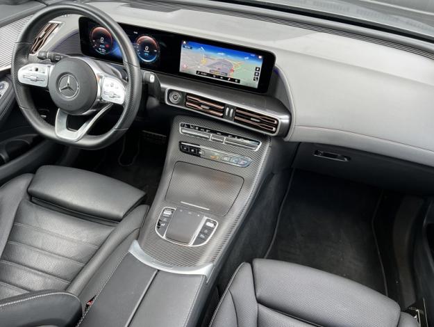 MERCEDES-BENZ EQC 400 4MATIC AMG line  