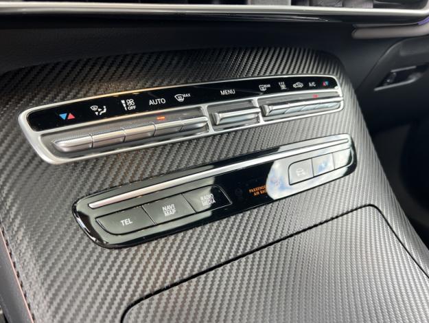 MERCEDES-BENZ EQC 400 4MATIC AMG line  