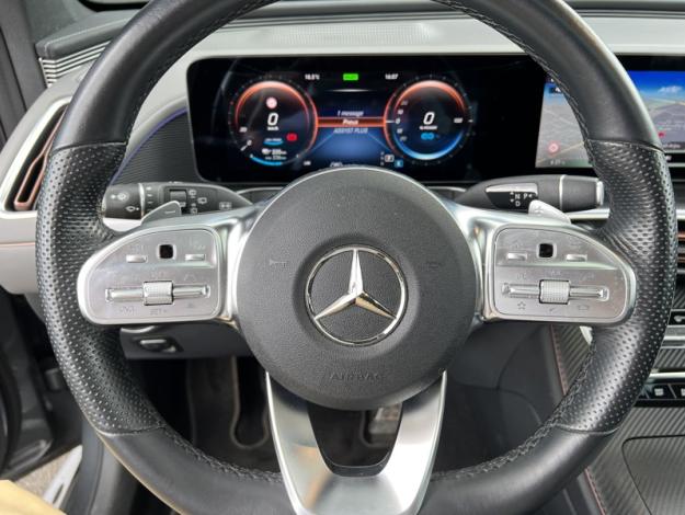 MERCEDES-BENZ EQC 400 4MATIC AMG line  