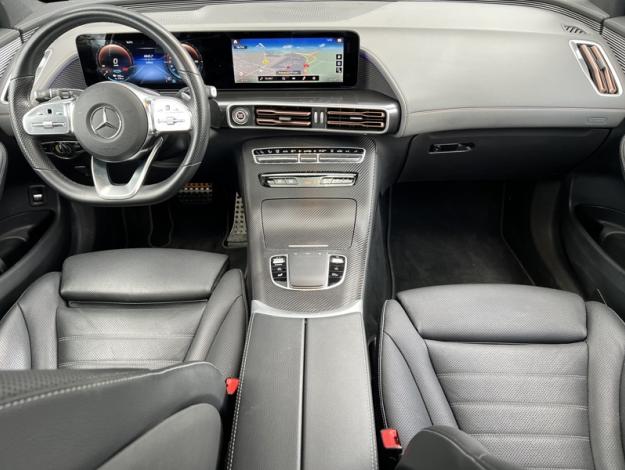 MERCEDES-BENZ EQC 400 4MATIC AMG line  