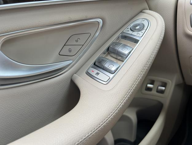MERCEDES-BENZ GLC SUV GLC 220 d 4MATIC SUV Night Edition  