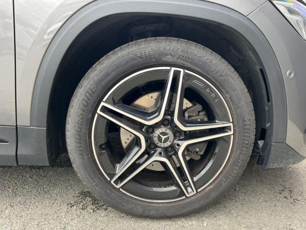 MERCEDES-BENZ GLA 200 d AMG Line  
