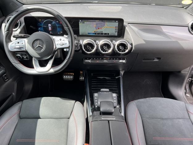 MERCEDES-BENZ GLA 200 d AMG Line  