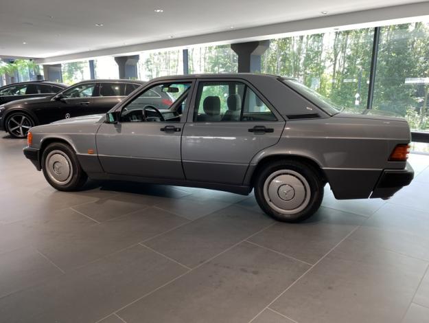 MERCEDES-BENZ 190   190 E