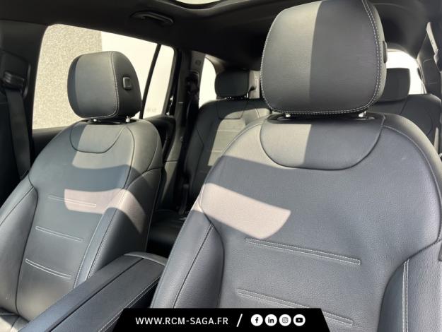 MERCEDES-BENZ GLB 200 d AMG Line  