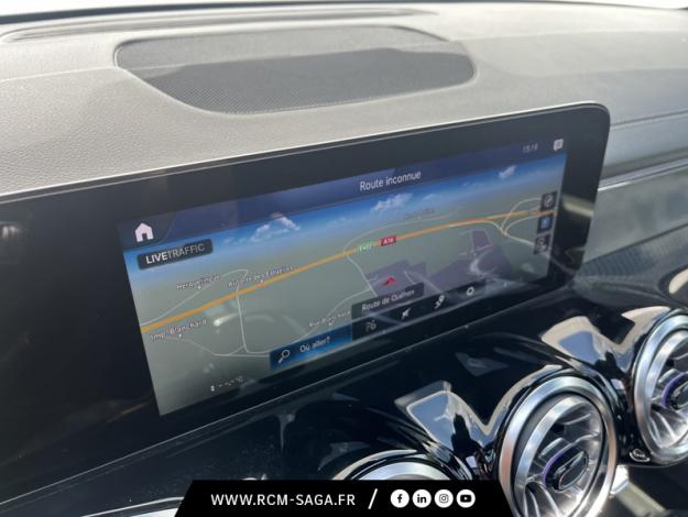MERCEDES-BENZ GLB 200 d AMG Line  