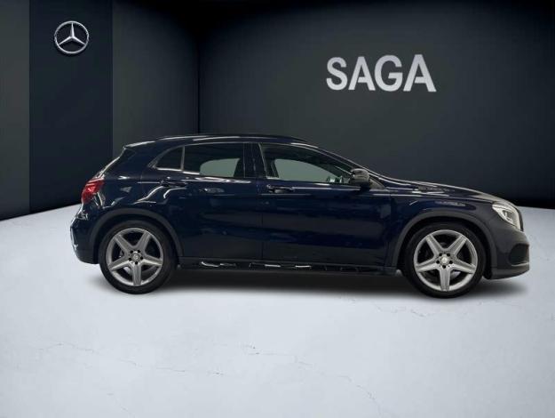 MERCEDES-BENZ GLA 200 d AMG Pack Night  