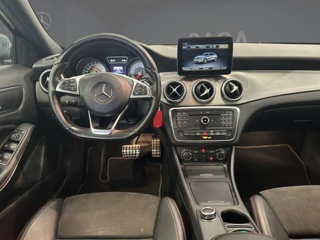 MERCEDES-BENZ GLA 200 d AMG Pack Night  