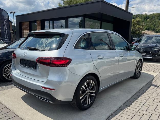 MERCEDES-BENZ Classe B B 180 d