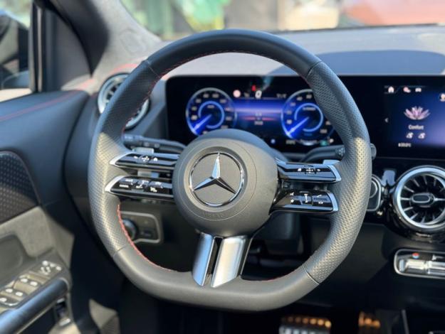 MERCEDES-BENZ EQA 250 + Star Edition  