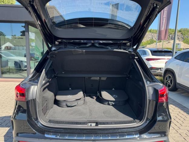 MERCEDES-BENZ EQA 250 + Star Edition  