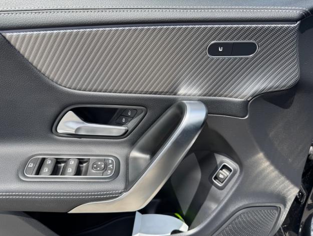 MERCEDES-BENZ CLA 180 d Luxury Line  