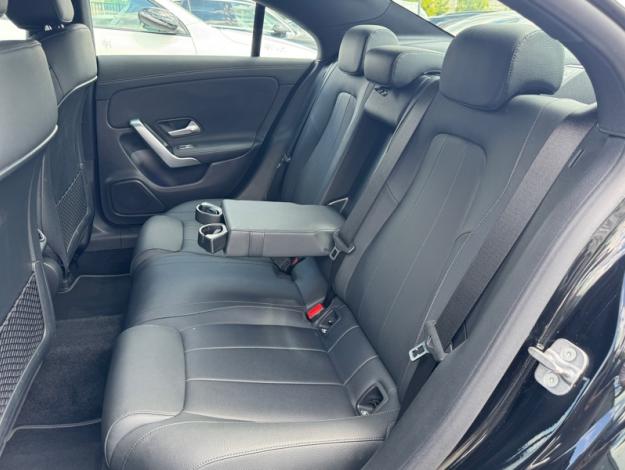 MERCEDES-BENZ CLA 180 d Luxury Line  
