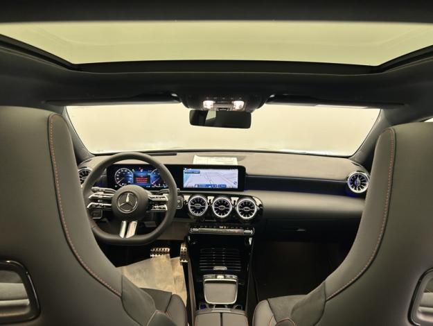 MERCEDES-BENZ Classe A 180 d AMG Line  Classe A 180 d AMG Line