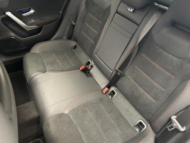MERCEDES-BENZ Classe A 180 d AMG Line  Classe A 180 d AMG Line