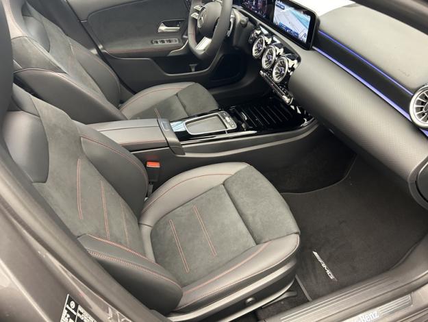 MERCEDES-BENZ Classe A 180 d AMG Line  Classe A 180 d AMG Line