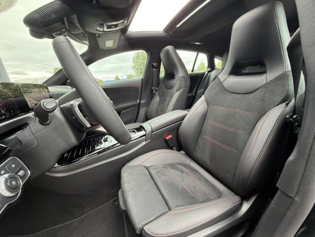 MERCEDES-BENZ CLA Shooting Brake CLA 200 d Shooting Brake AMG Line  CLA 200 d Shooting Brake AMG Line