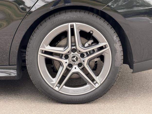 MERCEDES-BENZ CLA Shooting Brake CLA 200 d Shooting Brake AMG Line  CLA 200 d Shooting Brake AMG Line