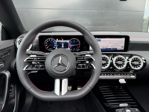 MERCEDES-BENZ CLA Shooting Brake CLA 200 d Shooting Brake AMG Line  CLA 200 d Shooting Brake AMG Line