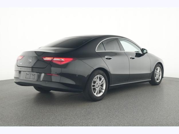 MERCEDES-BENZ CLA 180 Coupé MBUX  