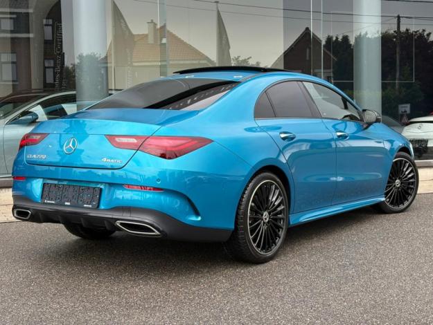 MERCEDES-BENZ CLA-Klasse CLA 220 4MATIC Coupé AMG Line