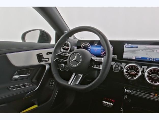 MERCEDES-BENZ CLA-Klasse CLA 220 4MATIC Coupé AMG Line