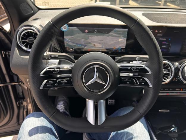 MERCEDES-BENZ GLB-Klasse GLB 180 d AMG Line