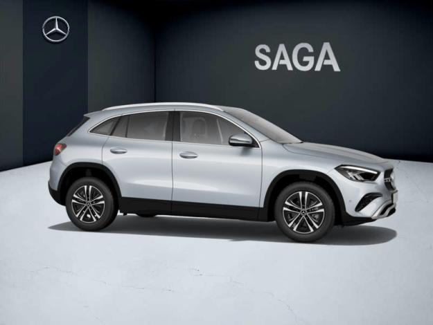 MERCEDES-BENZ GLA-Klasse GLA 180 Essential Line