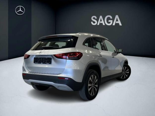 MERCEDES-BENZ GLA-Klasse GLA 180