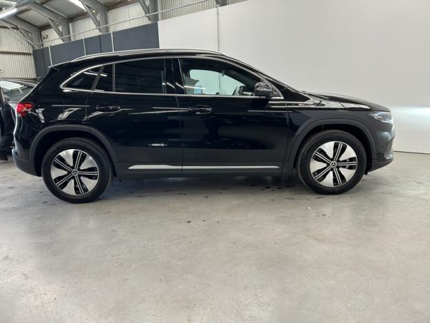 MERCEDES-BENZ EQA 250 Business Edition  