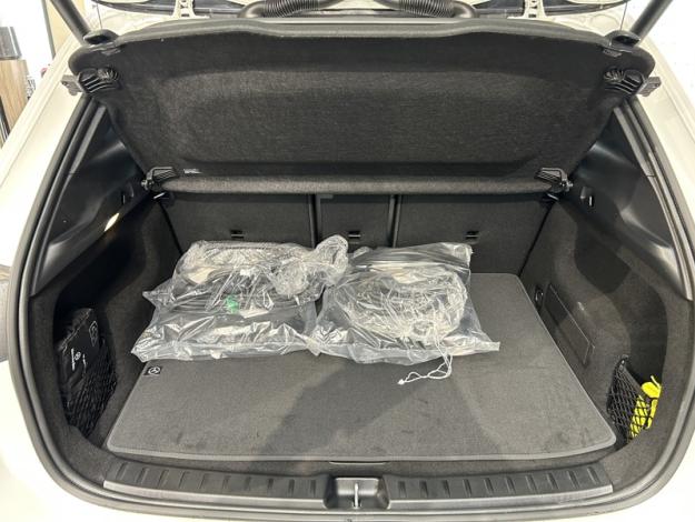 MERCEDES-BENZ EQA EQA 250+ Business Star Edition